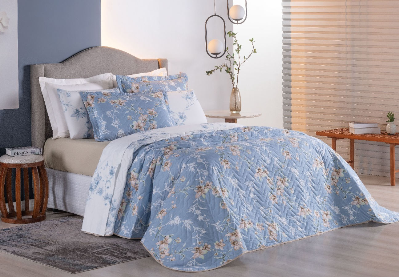 Cobreleito Queen Size Gold C/3 Peças Matelado 240x260m Juma